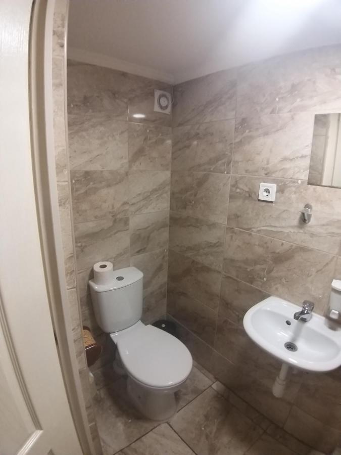 Deniz Guesthouse Budapest Bagian luar foto
