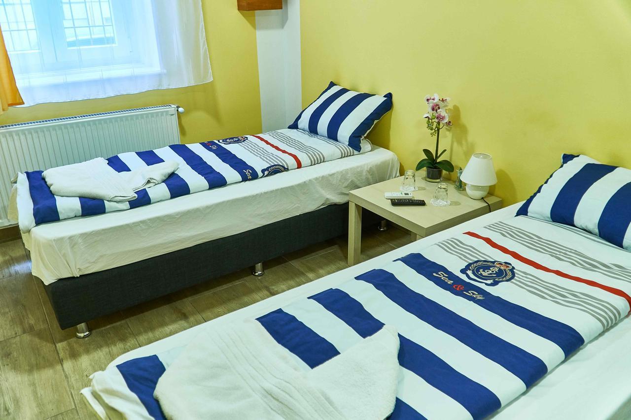 Deniz Guesthouse Budapest Bagian luar foto